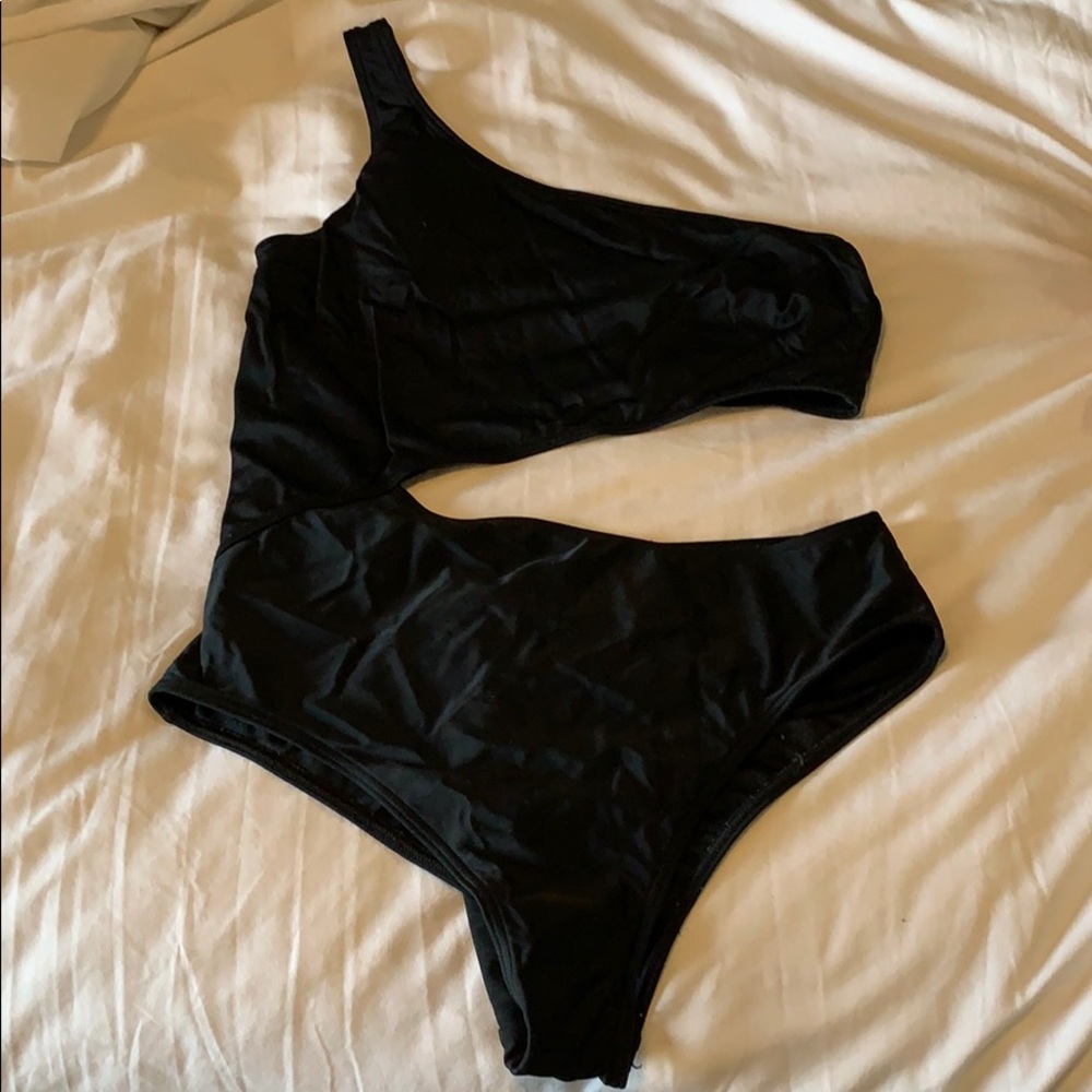 Abercrombie bathing suit